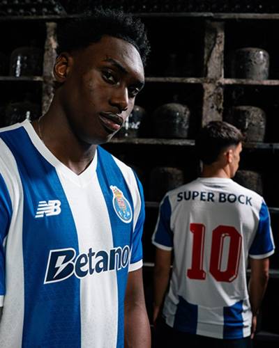 fc_porto_26_27_new_balance_home_kit_c6.jpg