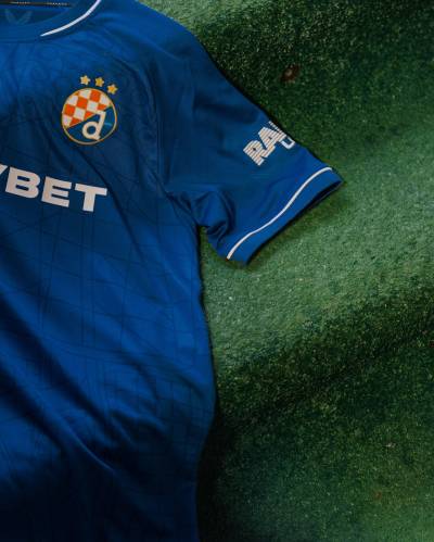 dinamo_zagreb_26_27_castore_home_kit_c.jpg