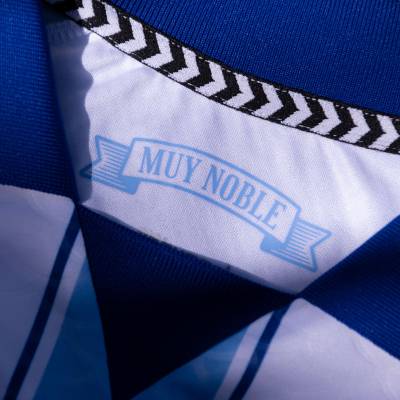 malaga_26_27_hummel_home_kit_f.jpg