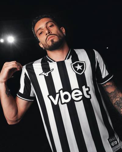 botafogo_26_27_mizuno_home_kit_a.jpg