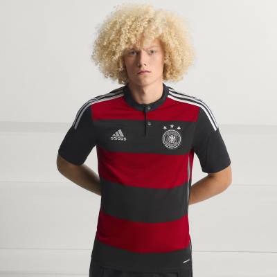 germany_2014_away_reissue_jersey_a01.jpg