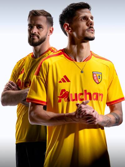 racing_lens_26_27_adidas_home_kit_a.jpg