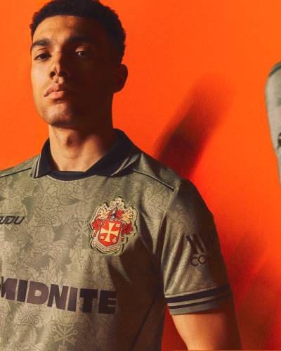 wolverhampton_wanderers_26_27_sudu_home_kit_6.jpg