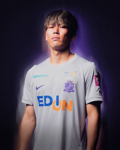 sanfrecce_hiroshima_2026_27_nike_away_kit_a.jpg