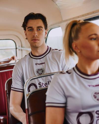 heart_of_midlothian_26_27_hummel_away_kit_b.jpg
