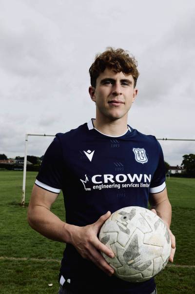 dundee_fc_26_27_macron_home_kit_1.jpg