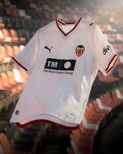 valencia_26_27_puma_home_kit_c.jpg