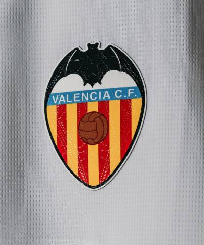 valencia_26_27_puma_home_kit_c3.jpg