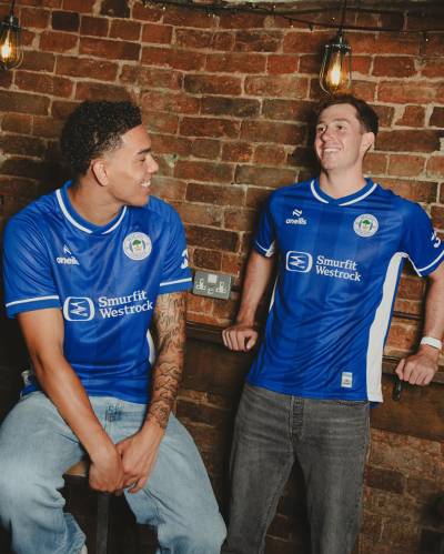 wigan_athletic_26_27_oneills_home_kit_a.jpg
