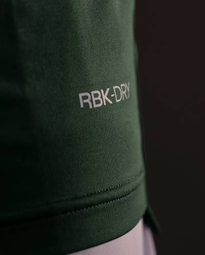 hibernian_26_27_reebok_home_kit_f.jpeg