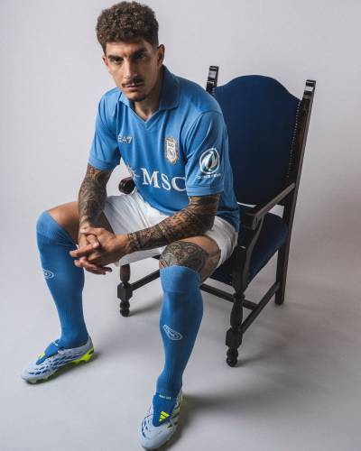 napoli_26_27_ea7_home_kit_d.jpeg