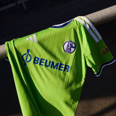 schalke_04_26_27_adidas_third_kit_c.jpeg