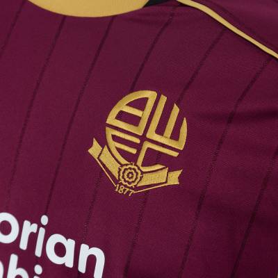 bolton_wanderers_26_27_macron_away_kit_3.jpg