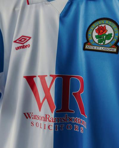 blackburn_rovers_26_27_umbro_home_kit_e.jpg
