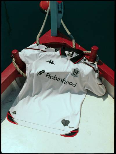 ogc_nice_26_27_kappa_away_kit_b.jpeg