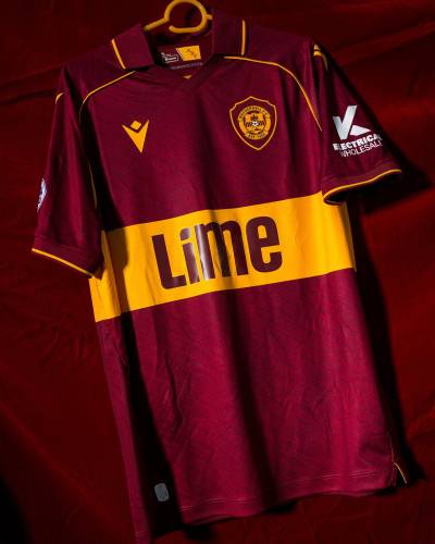 motherwell_26_27_macron_away_kit_2.jpg