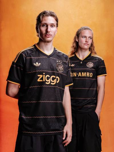 ajax_26_27_adidas_away_kit_1.jpeg