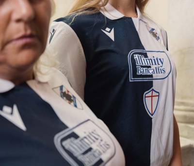 sampdoria_26_27_macron_doria_kit_b.jpg