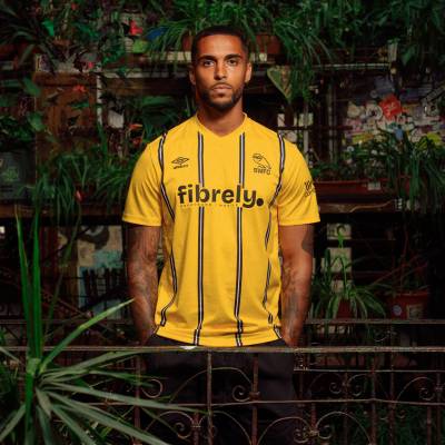 sheffield_wednesday_26_27_umbro_away_kit_3.jpg
