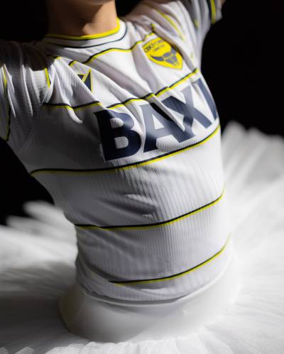 oxford_united_26_27_macron_away_kit_c.jpg