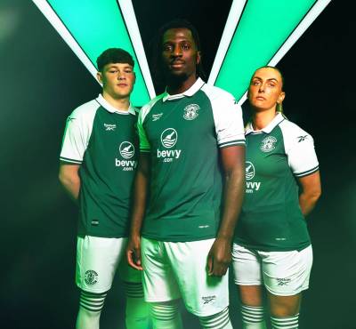 hibernian_26_27_reebok_home_kit_a.jpeg