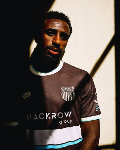 grimsby_town_26_27_lotto_third_kit_b.jpeg