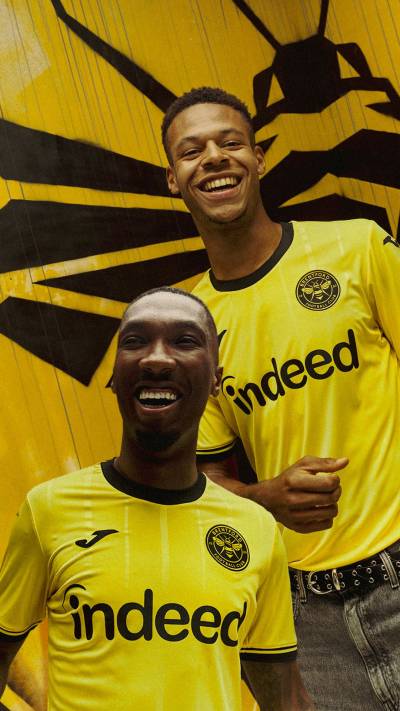brentford_26_27_ joma_third_kit_a.jpg