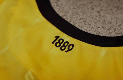 brentford_26_27_ joma_third_kit_c1.jpg