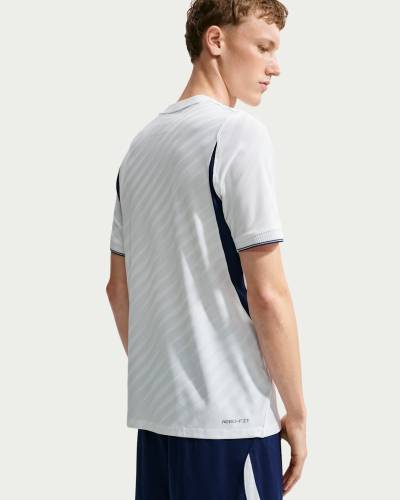 tottenham_hotspur_26_27_nike_home_kit_16.jpeg