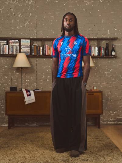 crystal_palace_26_27_macron_third_kit_a02.jpeg