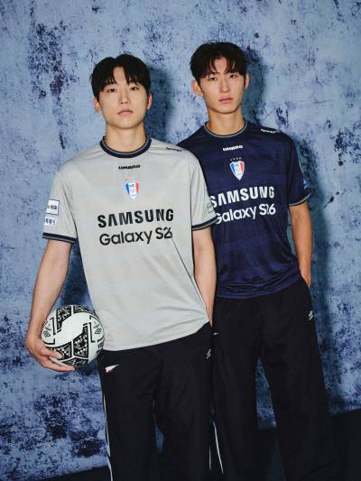 suwon_samsung_bluewings_2026_umbro_third_kit_c.jpg