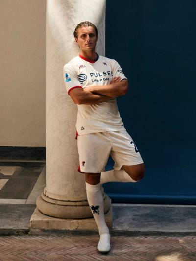 genoa_26_27_kappa_away_kit_c.jpeg