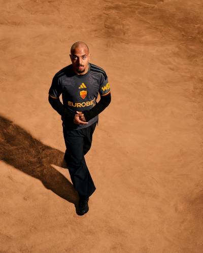 as_roma_26_27_adidas_third_kit_d.jpeg