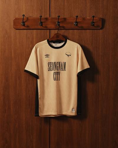 seongnam_26_27_umbro_third_kit_b.jpg
