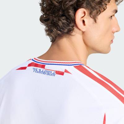 croatia_26_27_adidas_home_kit_4b.jpg