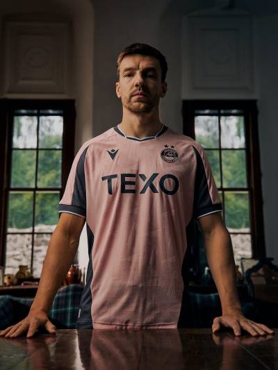 aberdeen_2026_27_macron_third_kit_c.jpeg