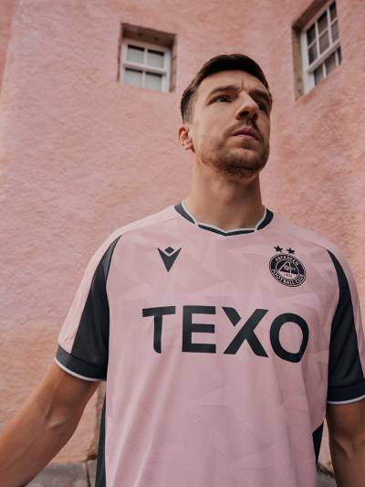 aberdeen_2026_27_macron_third_kit_d.jpeg