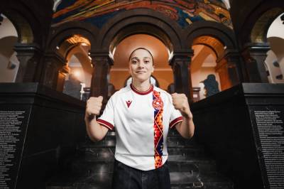armenia_26_27_macron_away_kit_b.jpg