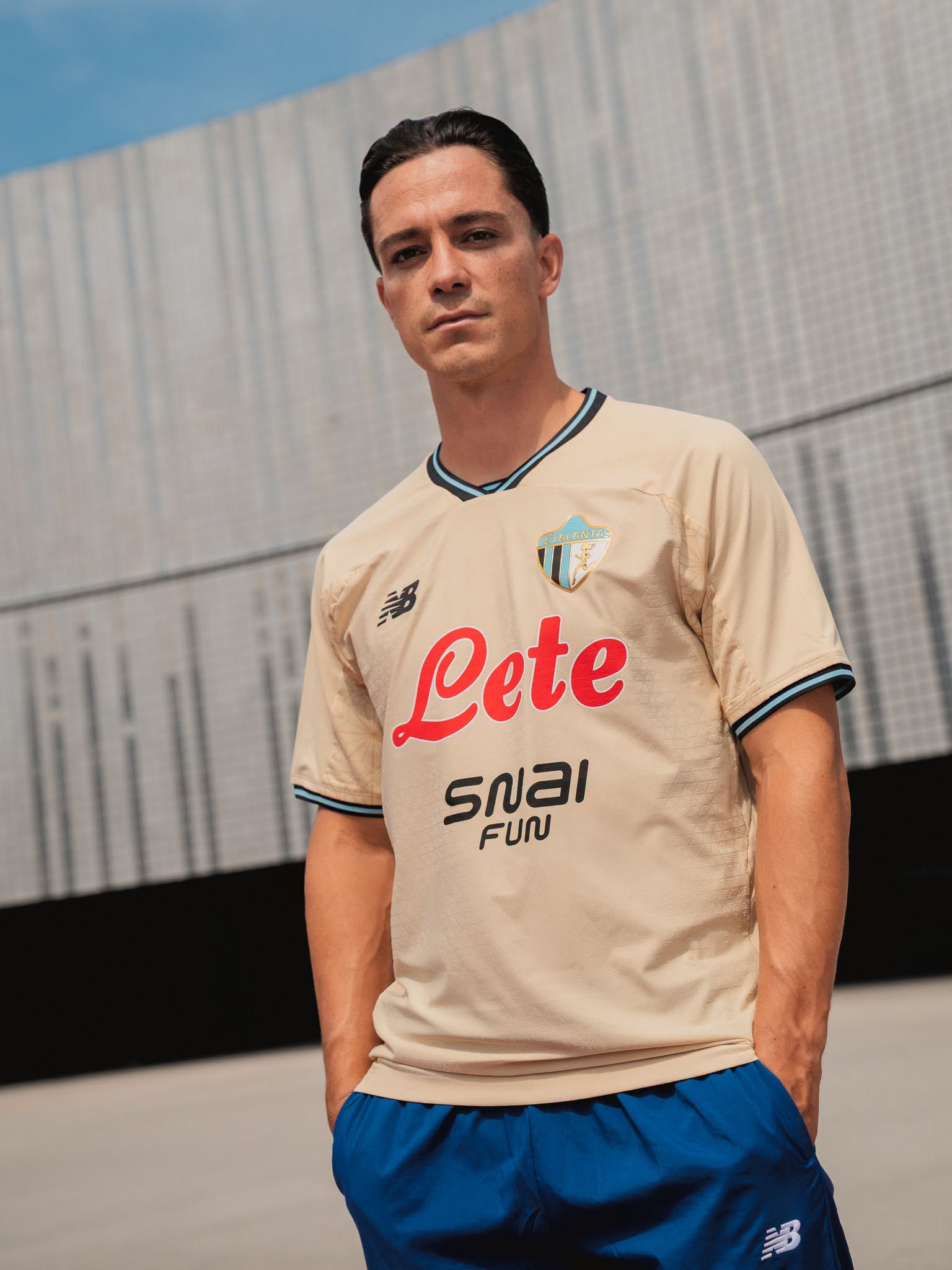 atalanta_26_27_new_balance_third_kit_a.jpeg