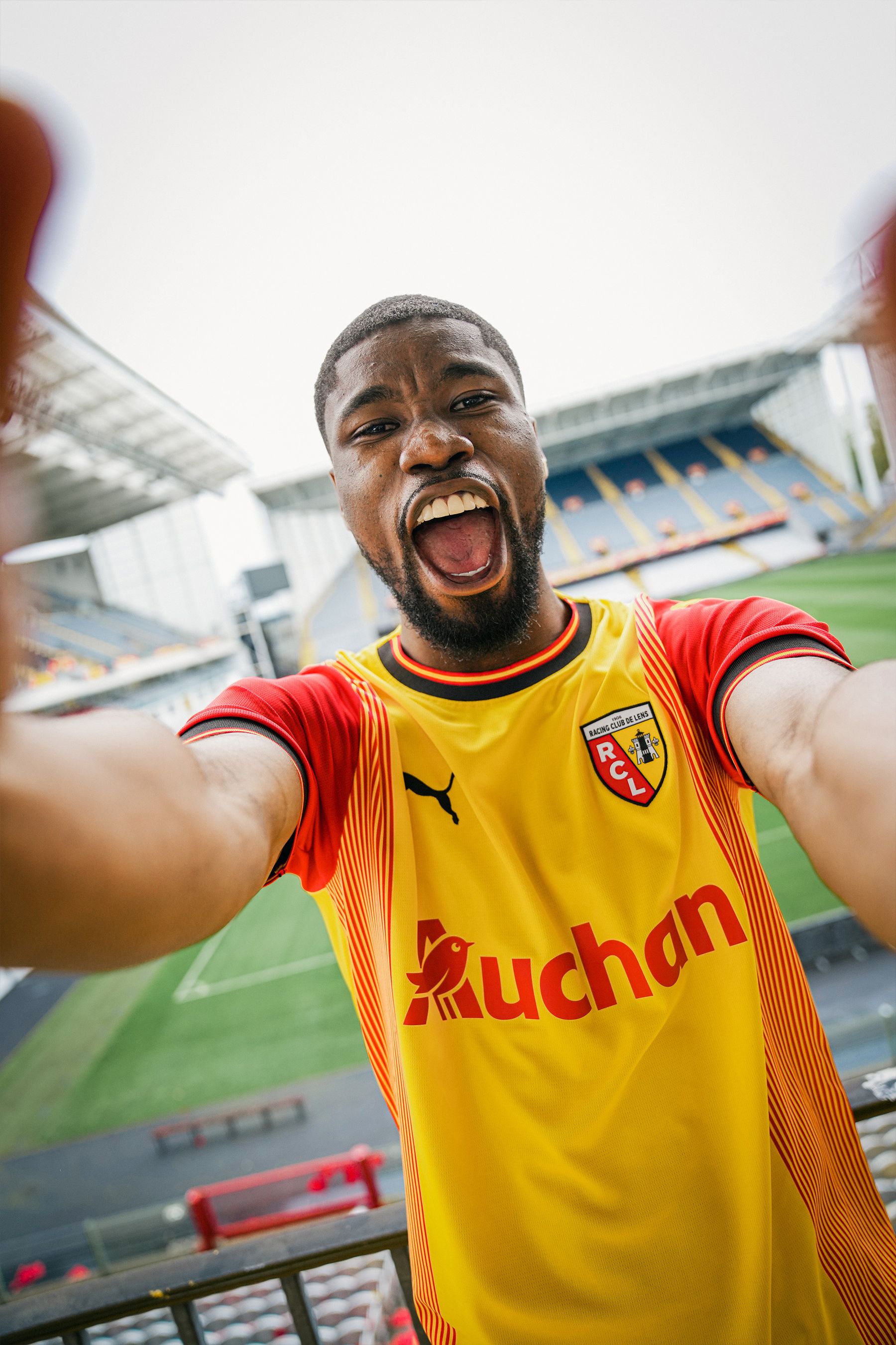 RC Lens 20-21 Home Kit Released - Footy Headlines