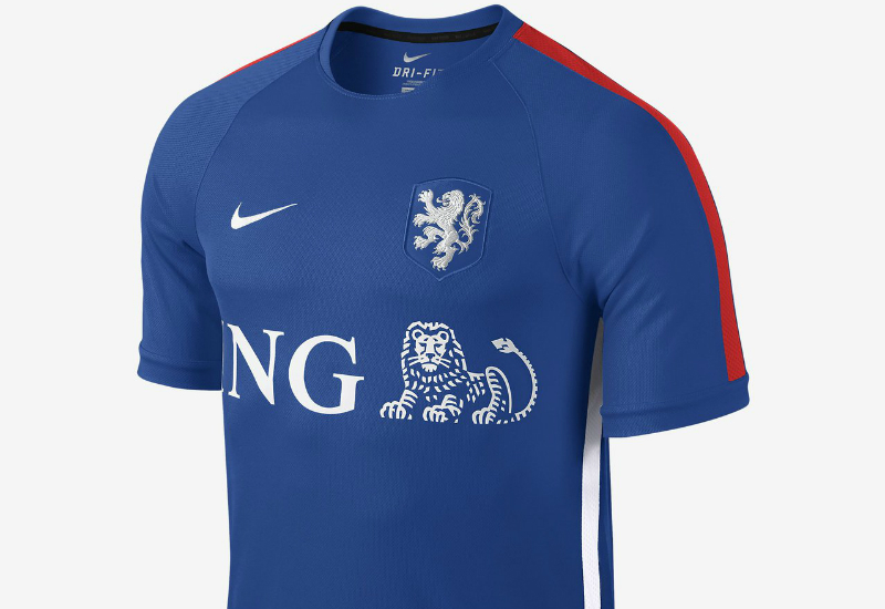 Nike Netherlands Squad Short-Sleeve Training 2 - Varsity Royal ...