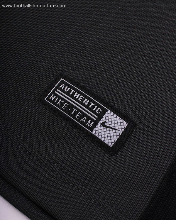 charlton-athletic-2014-2015-nike-away-football-shirt-kit-g