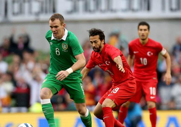 ireland-2014-umbro-home-football-shirt-kit-f