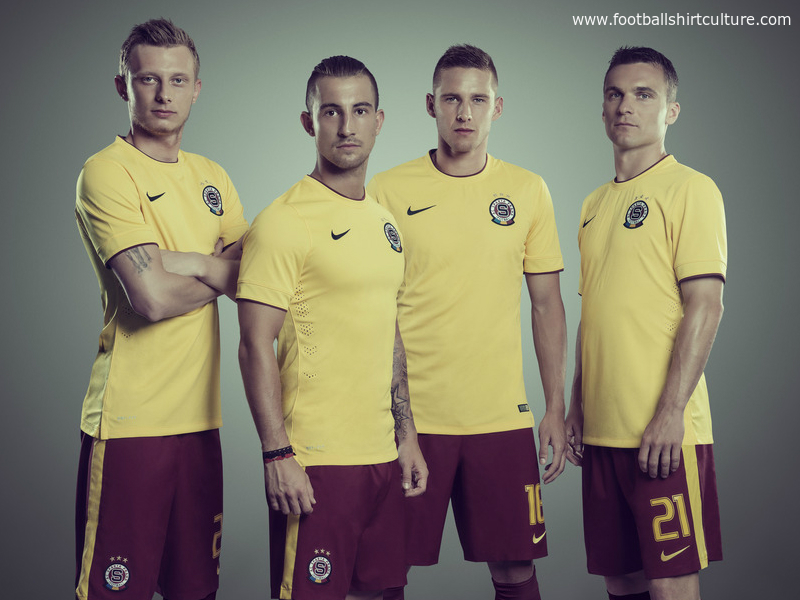 sparta-prague-2014-2015-nike-away-football-shirt-kit-g