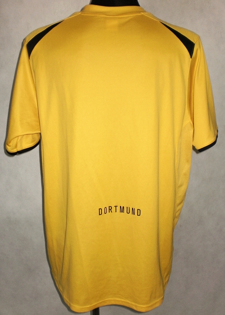 Borussia Dortmund Nike Christmas Edition 2007 b