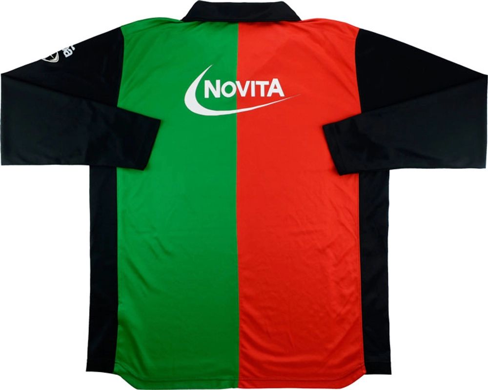 NEC Nijmegen 07 08 home away kits b