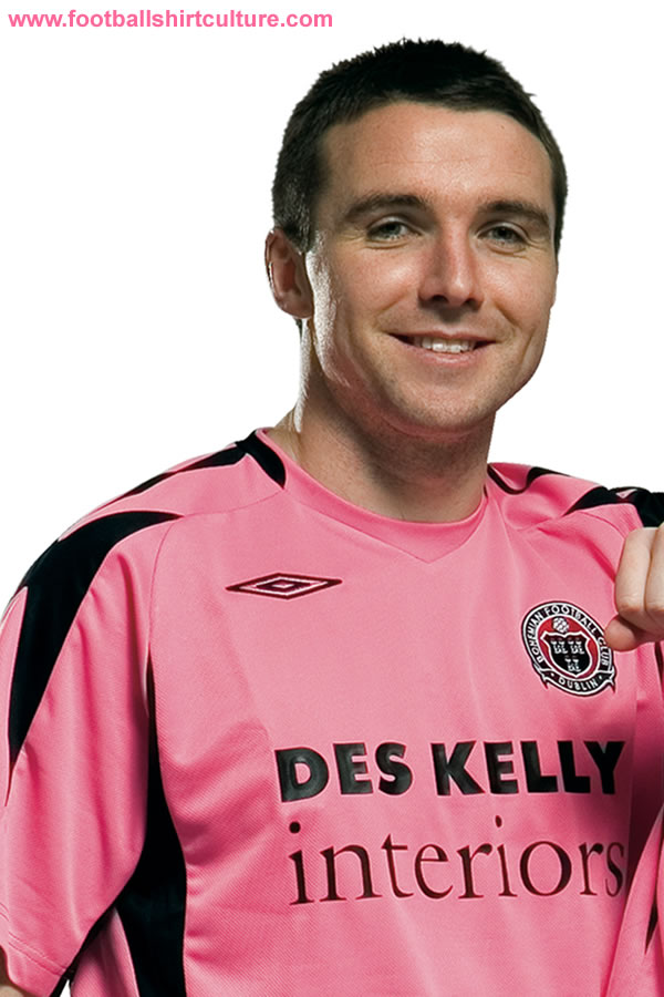 bohemians 08 09 pink umbro kit