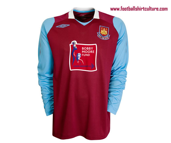 west ham united bobby moore sponsor football shirt
