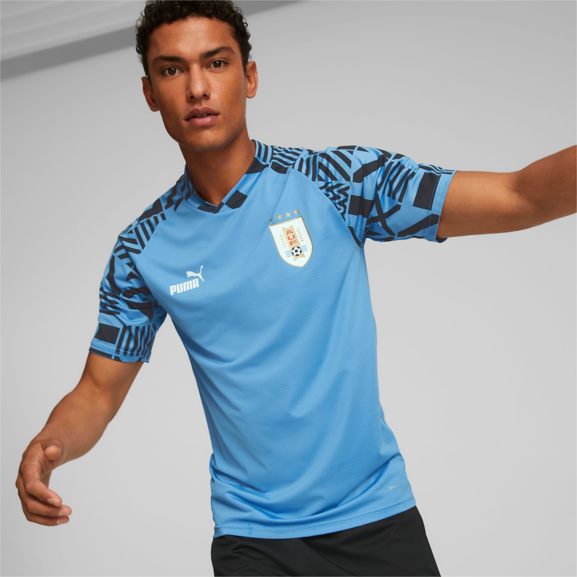 Uruguay 2021/22 PUMA Home and Away Kits - FOOTBALL FASHION