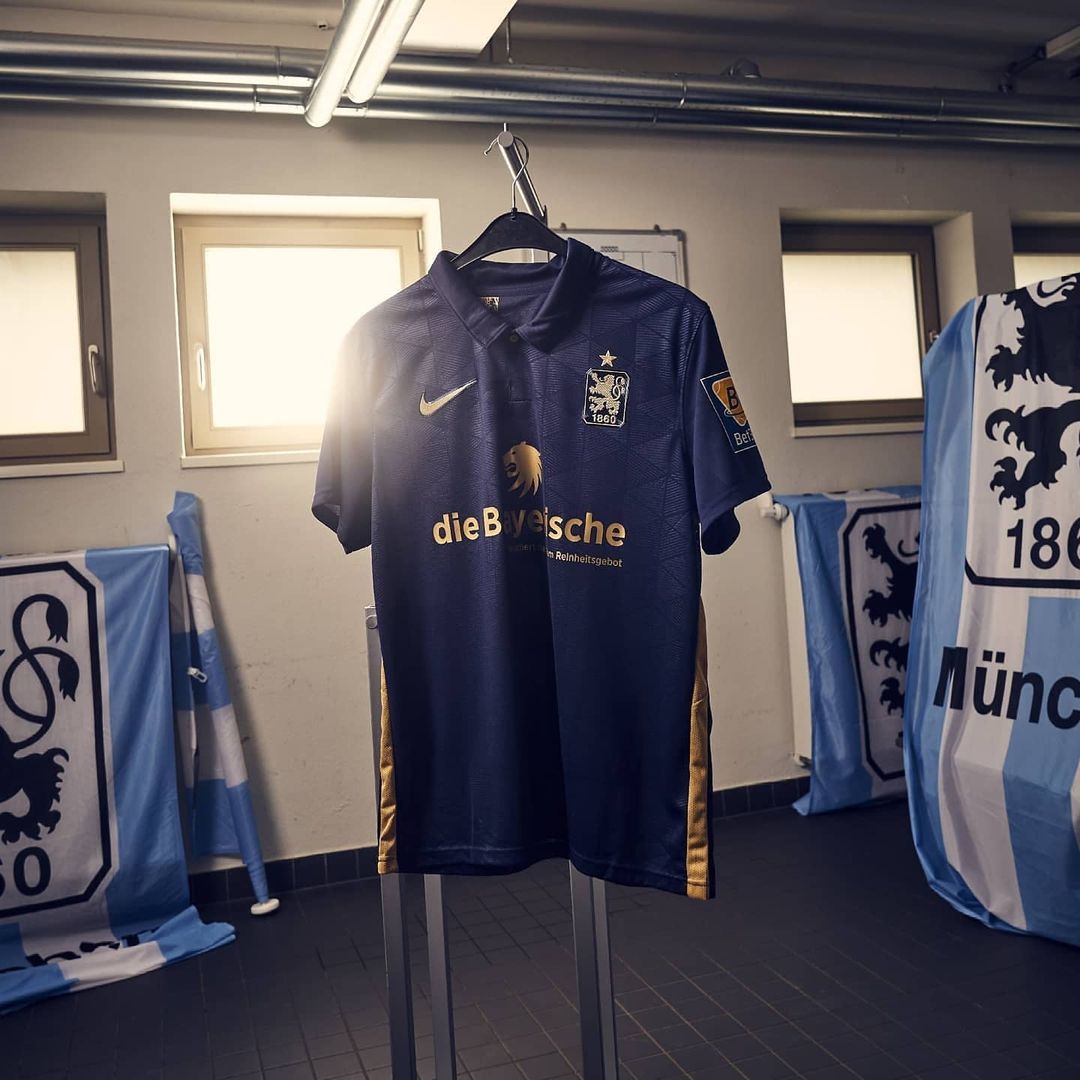 1860 München 21-22 Away & Third Kits Revealed - Footy Headlines